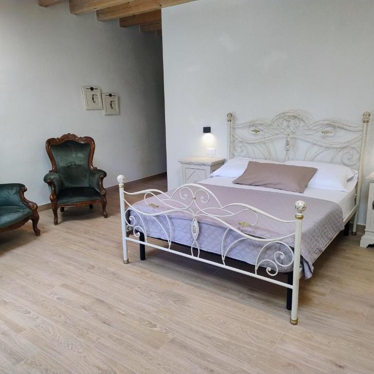 Cascina Monte Tivino - Camera Matrimoniale con Bagno Privato - 2