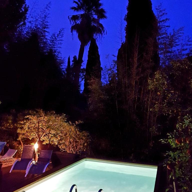 Cottage with swimming pool - Maison 4 Chambres - 30