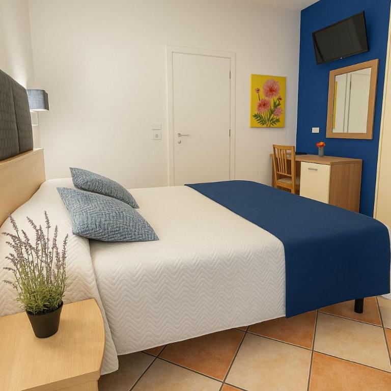Hotel Aldebaran - Sea & Center - Camera Familiare - 4