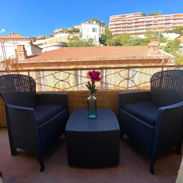 Menton 2 pièces centre ville - Apartment mit 1 Schlafzimmer - 5