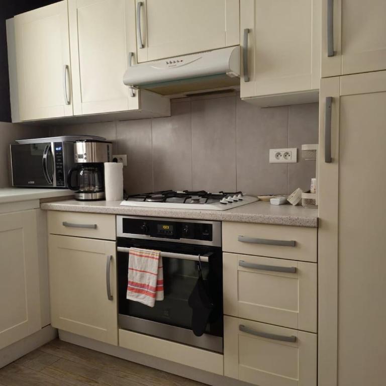 Appartement centre, proche plage - Apartment mit 2 Schlafzimmern - 5