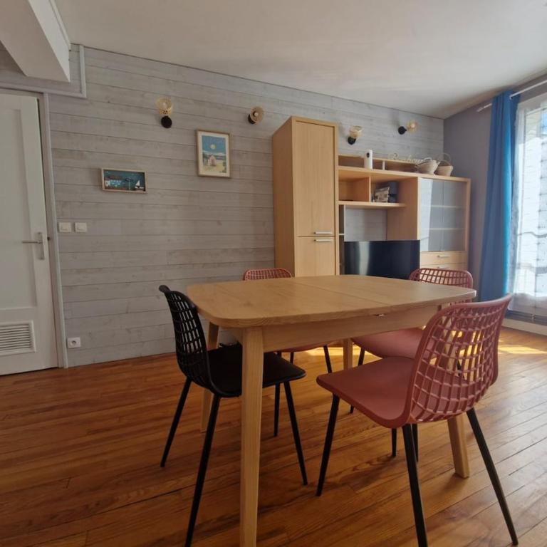 Appartement centre, proche plage - Apartment mit 2 Schlafzimmern - 11