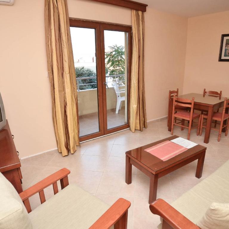 Apartmani Plima - Apartment mit 1 Schlafzimmer und Balkon - 8