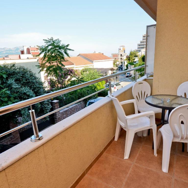 Apartmani Plima - Apartment mit 1 Schlafzimmer und Balkon - 12