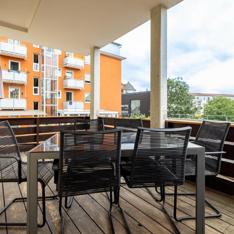 Central Apartments with private parking lot - Apartment 4 with 2 bedrooms and a terrace - 17