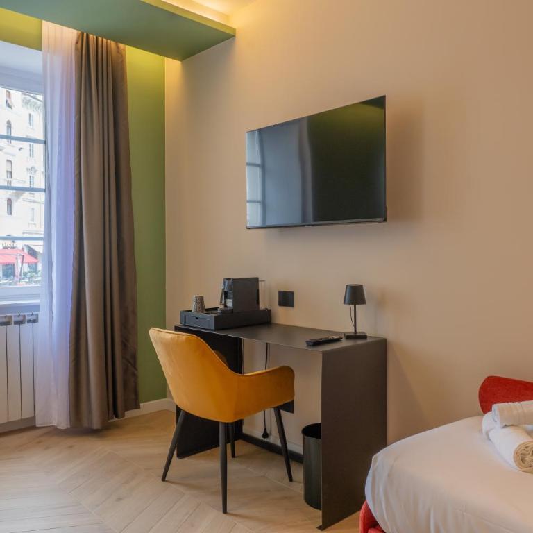 Luna Stay - Triple Room with City View - 3