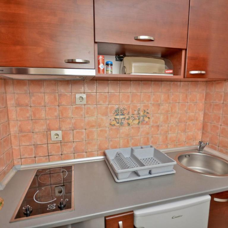 Apartmani Plima - Apartment mit 1 Schlafzimmer, Balkon und Meerblick - 1