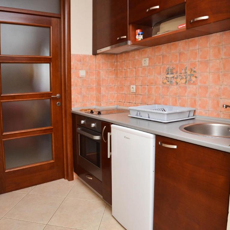 Apartmani Plima - Apartment mit 1 Schlafzimmer, Balkon und Meerblick - 5