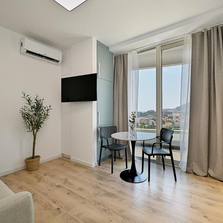 Skyline resort - Studio with Sofa Bed - 1