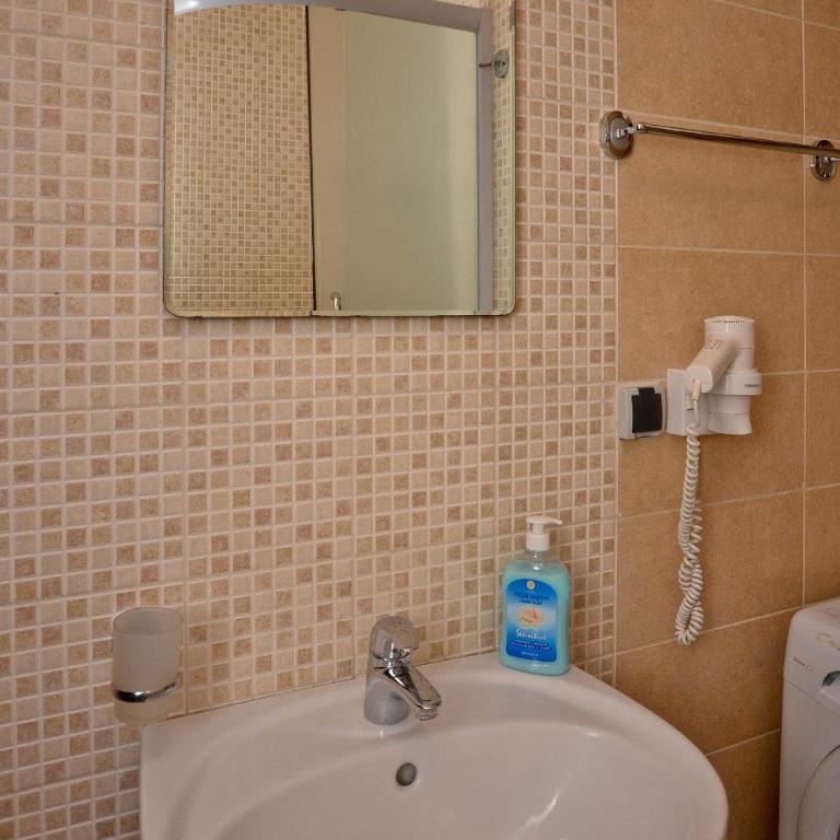 Apartmani Plima - Apartment mit 1 Schlafzimmer, Balkon und Meerblick - 9