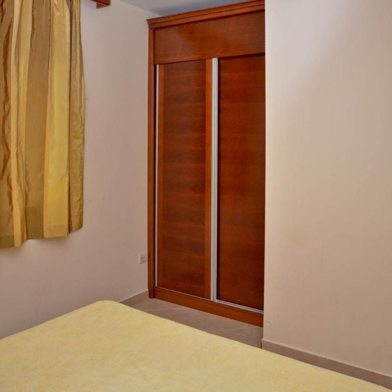 Apartmani Plima - Apartment mit 1 Schlafzimmer, Balkon und Meerblick - 10