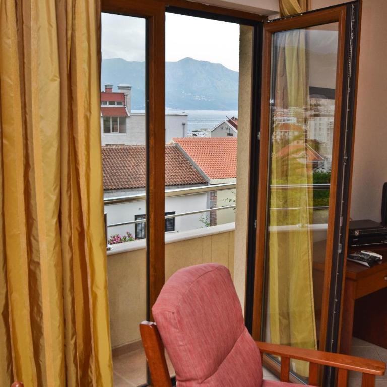 Apartmani Plima - Apartment mit 1 Schlafzimmer, Balkon und Meerblick - 13