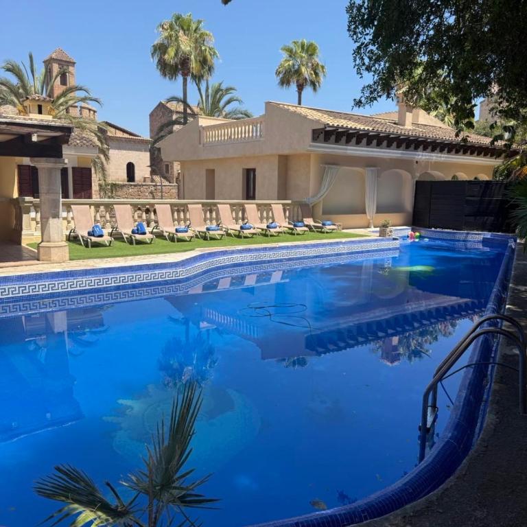 Villa with private pool -Palma Ambassador Center ETV14825 - Villa - 1