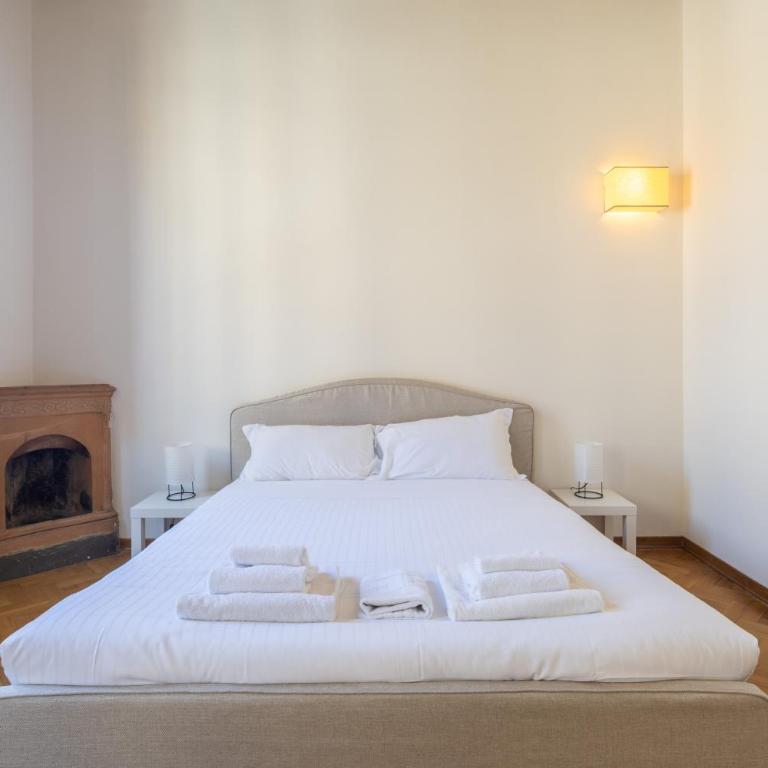 Florence Large Frescoed Apartment - Appartamento con 3 Camere da Letto - 2