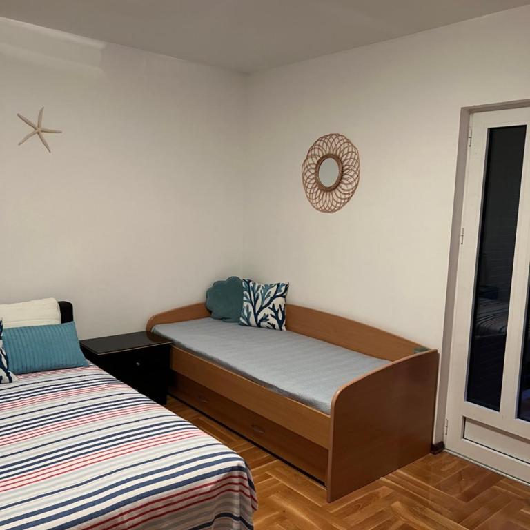 Komforan studio u centru grada - Double Room with Private Bathroom - 12