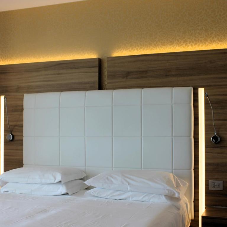 Kriss Internazionale Hotel - Junior Suite with Balcony - 7