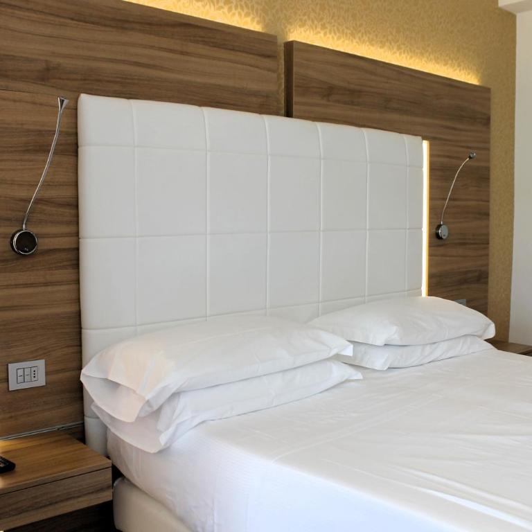 Kriss Internazionale Hotel - Junior Suite with Balcony - 8