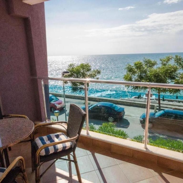 Apartments Palma - One-Bedroom Apartment with Sea View (4 Adults) - 4