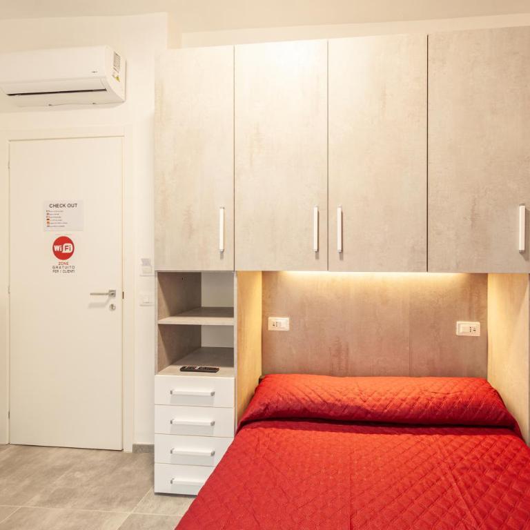 La Spezia Holidays 197 - Double Room with Balcony - 19