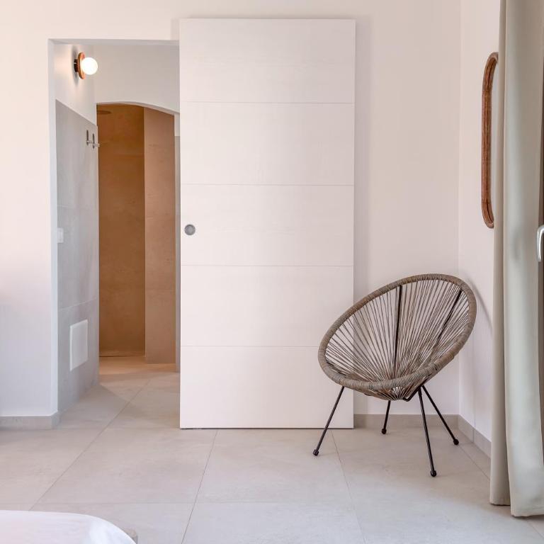Petra Maris Luxury Rooms - Camera King con Balcone - 8