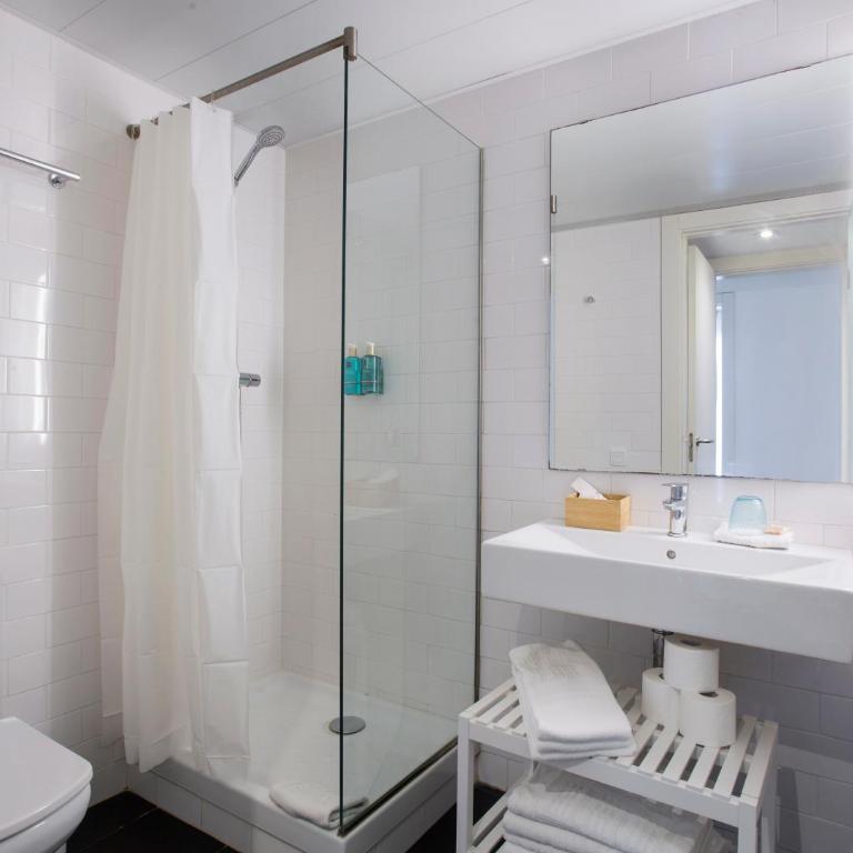 Durlet Beach Apartments - One-Bedroom Apartment - 13