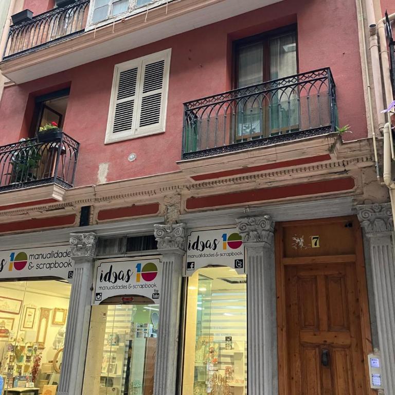 Casco Viejo, tranquilo, reformado, Bilbao a pie - Apartamento de 1 Dormitorio con balcón y vistas a la ciudad - 21