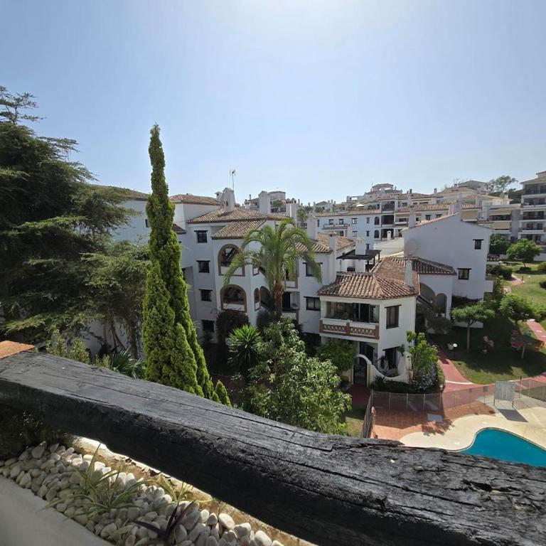 Sunny 2BR Apartment with Pool, Calahonda Beachside - Apartamento de 2 dormitorios - 23