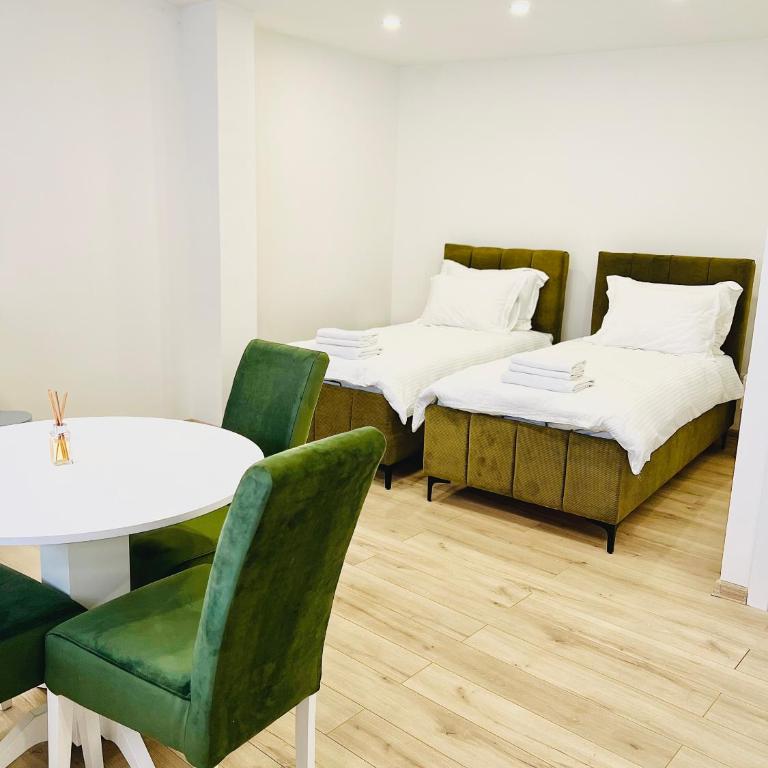 AMARIS Suites Sarajevo - Deluxe Studio - 4