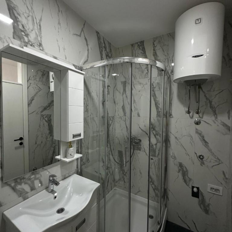 Lux Apartman Banjaluka - Two-Bedroom Apartment - 28