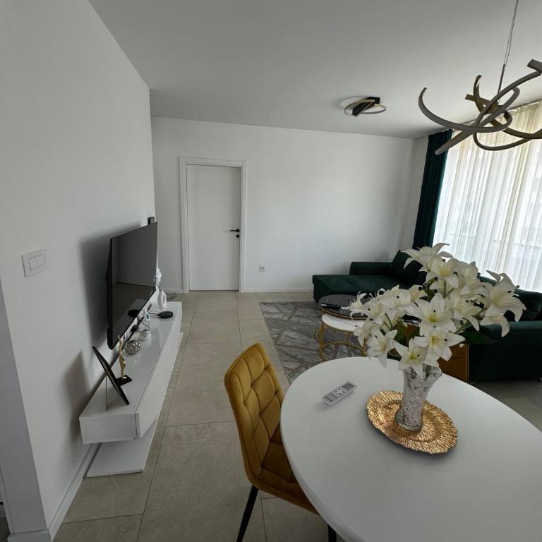 Lux Apartman Banjaluka - Two-Bedroom Apartment - 12