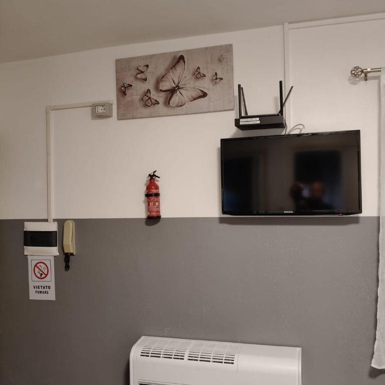 La Finestra sul Borgo - Appartamento con 2 Camere da Letto - 8