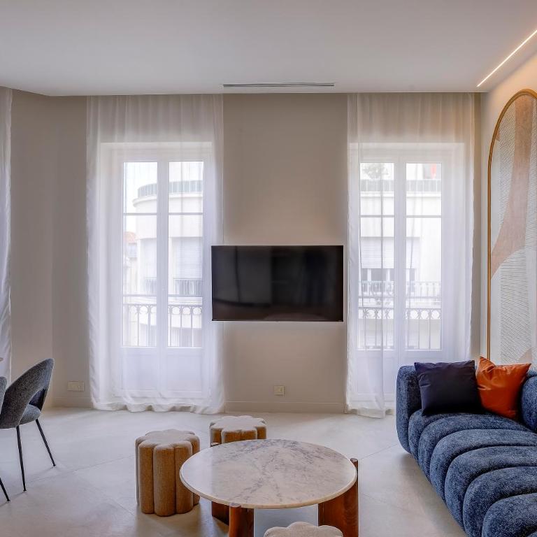 Grand appartement Centre de Nice - Appartement - 35