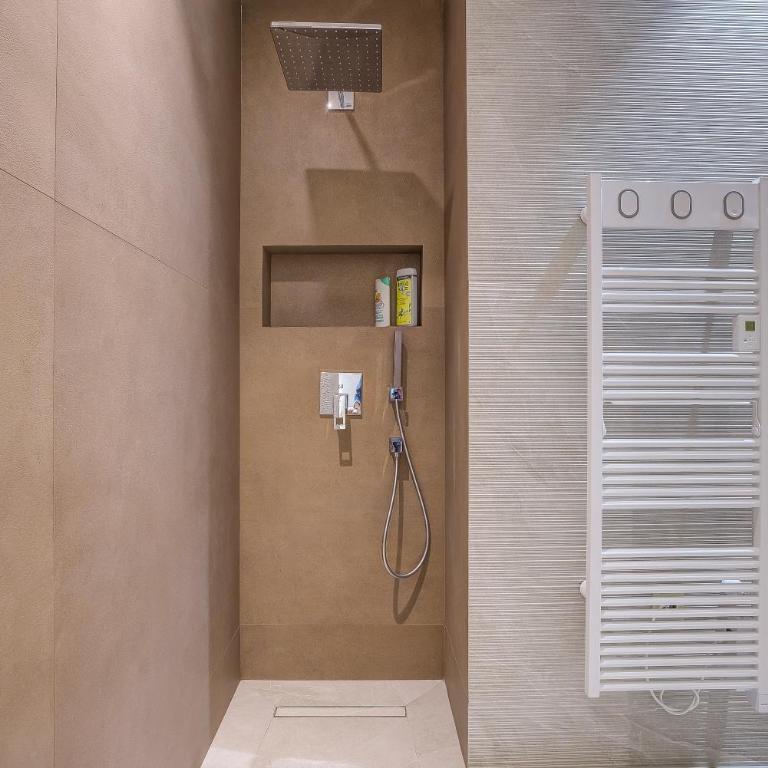 Grand appartement Centre de Nice - Appartement - 67