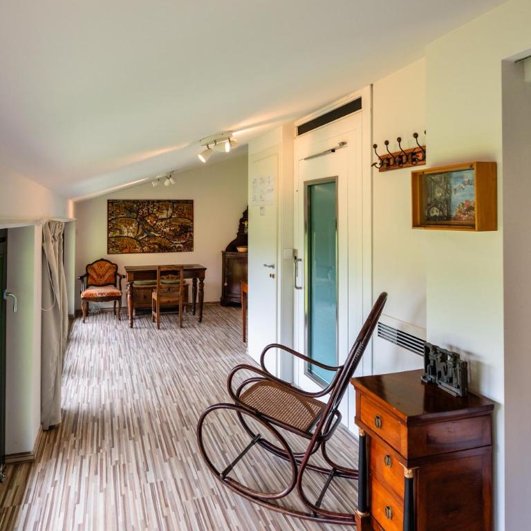 Aminta - Three-Bedroom Villa - 14