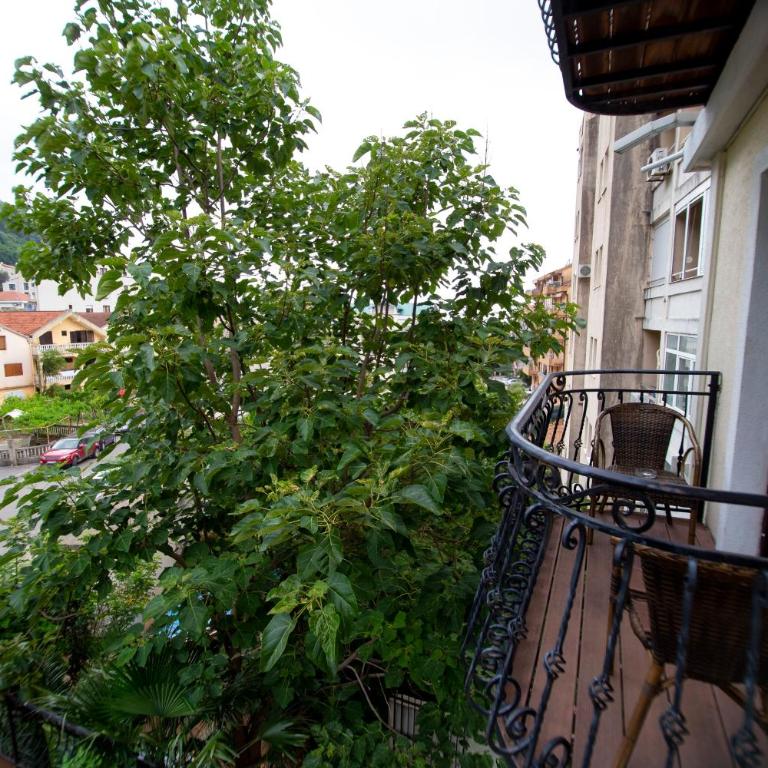 Rama Residence - Deluks Dvokrevetna Soba sa Bračnim Krevetom i Balkonom - 3
