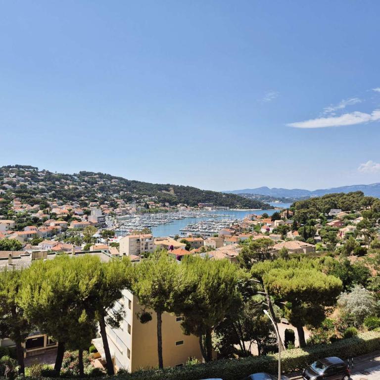 Piscine, Wi-Fi, climatisation, garage privatif, terrasse, plages et commerces à pied - Apartment mit Meerblick - 3
