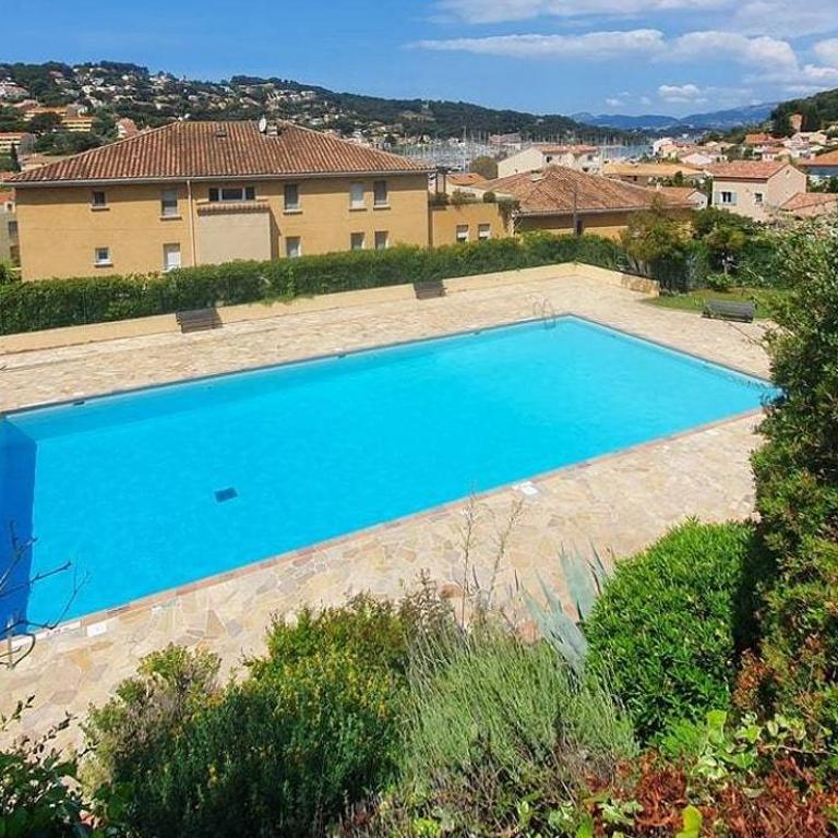 Piscine, Wi-Fi, climatisation, garage privatif, terrasse, plages et commerces à pied - Apartment mit Meerblick - 18