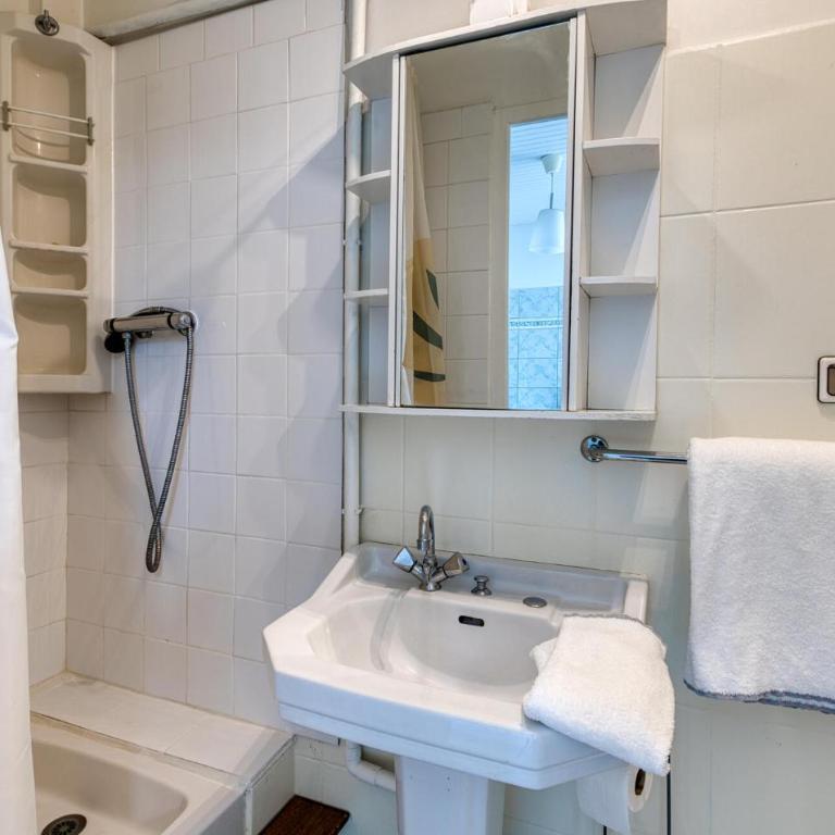 Proche Plage - One-Bedroom Vacation Home - 7