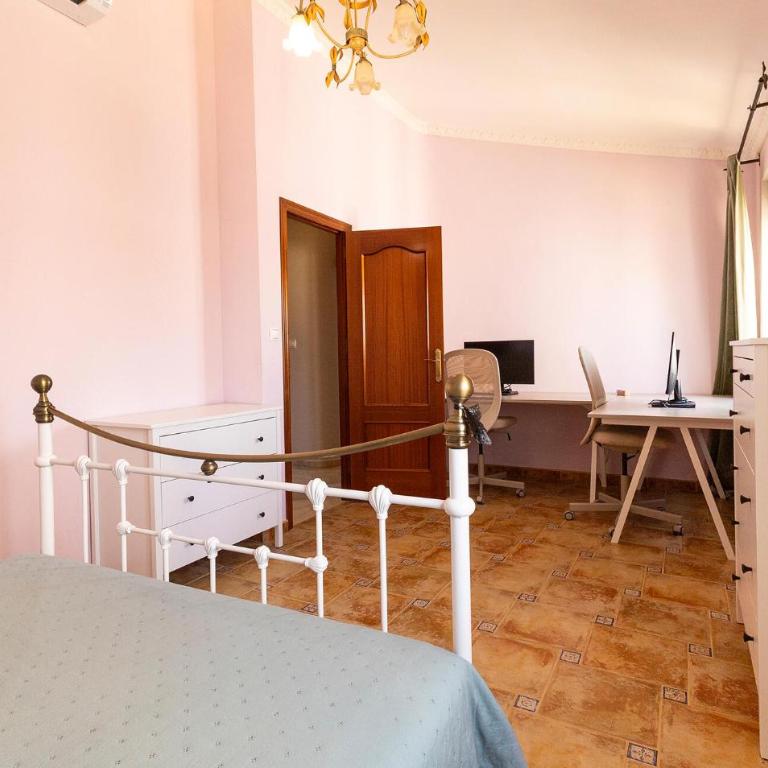 Amazing Home In Torrevieja - Casa de vacaciones de 5 dormitorios - 18