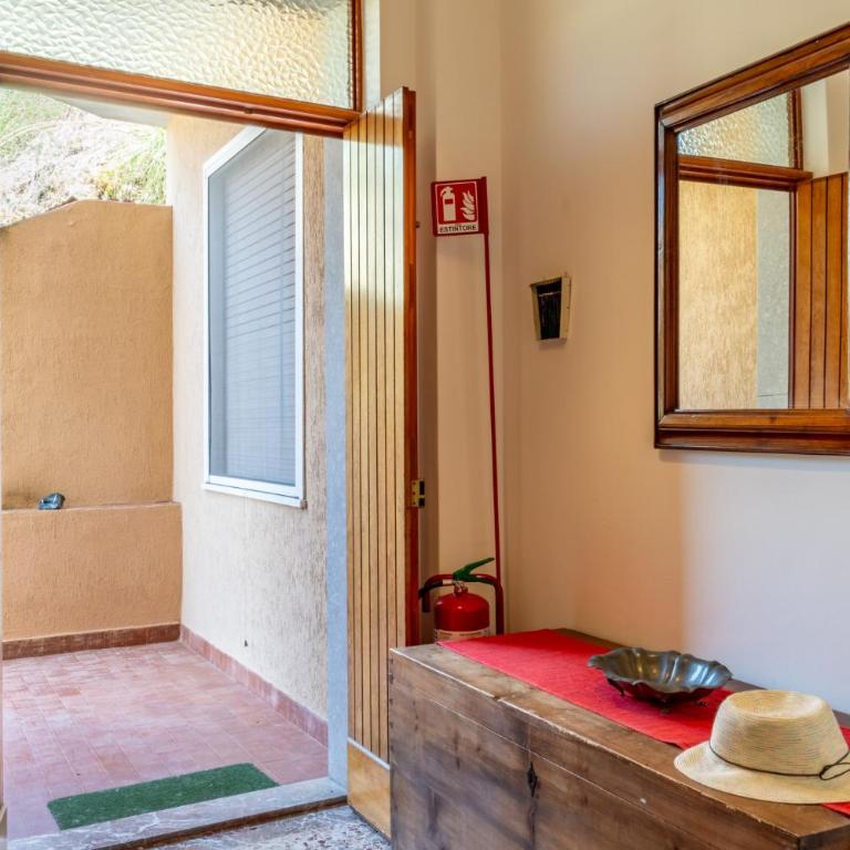 Villa Erika- Panoramic Flat - Appartamento con 2 Camere da Letto - 9