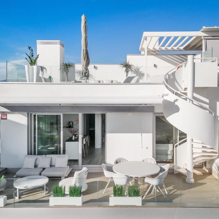 Rico Penthouse Apt - Perfect For Every Season! - Apartamento de 2 dormitorios - 1
