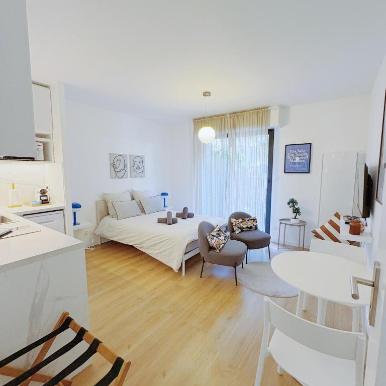 Le signature - Magnifique Studio tout confort au coeur de Strasbourg - Studio Apartment with King Bed - 1
