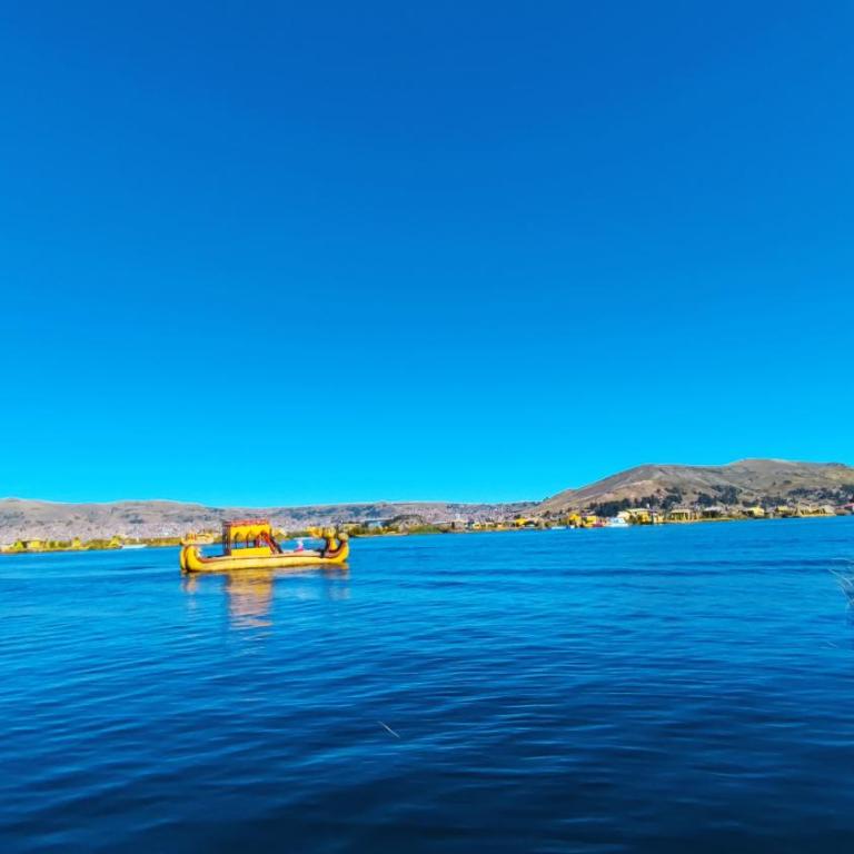 Titicaca Lodge Flotante - Suite with Lake View - 18