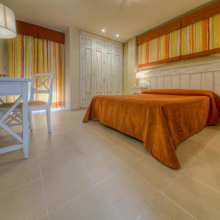 Apartamentos Piedramar - Apartamento de 2 dormitorios con terraza (4 adultos) - 5