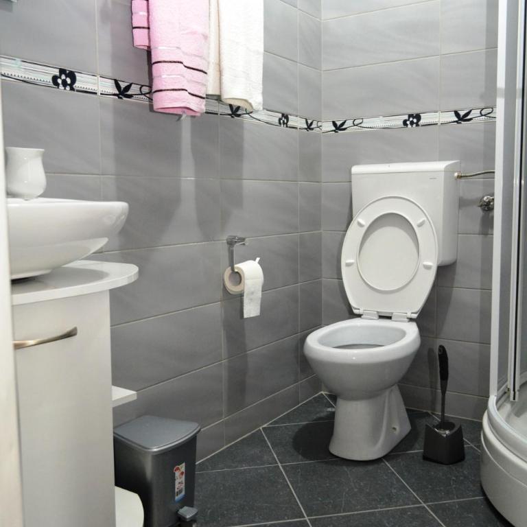 Apartments Parapid - Apartment mit Balkon - 5