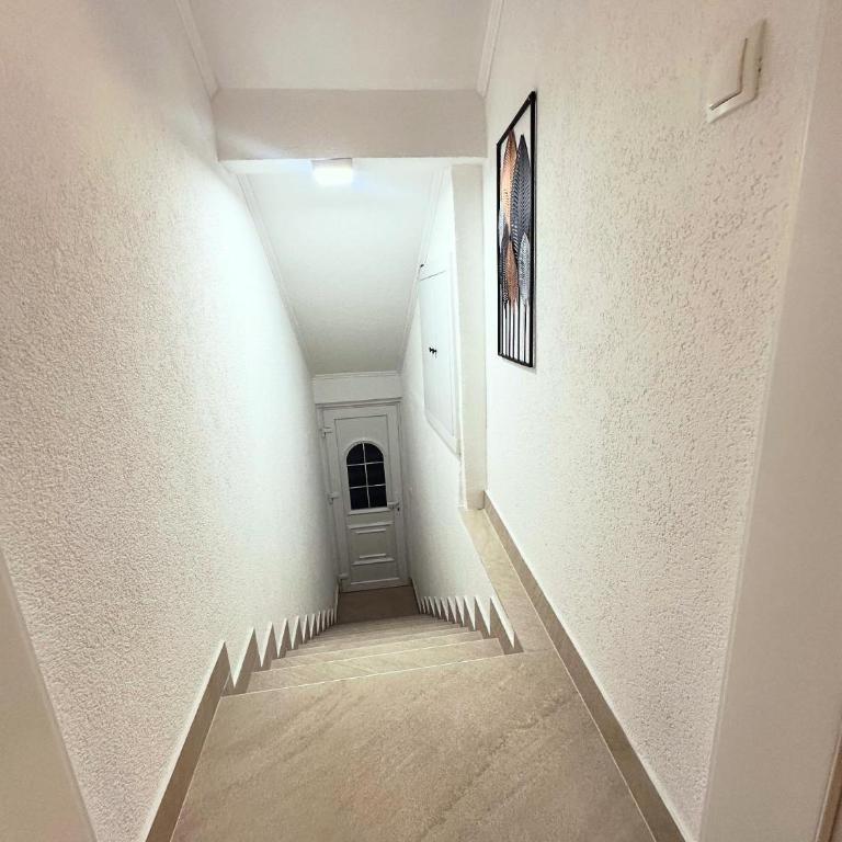Mira Apartmani - One-Bedroom Apartment - 19