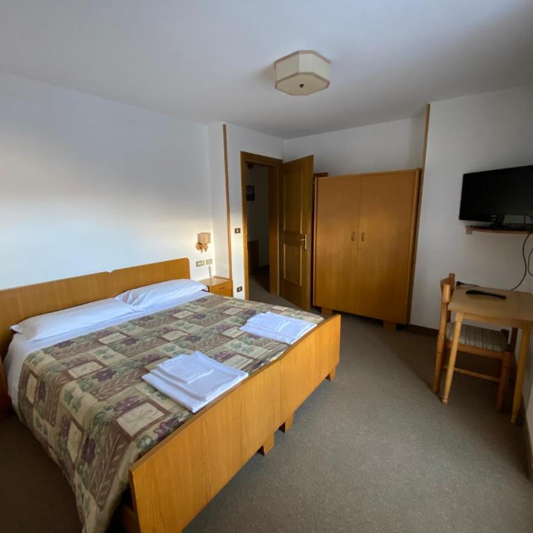 Dolomites Hotel La Meridiana - Camera Matrimoniale/Doppia con Letti Singoli - 1