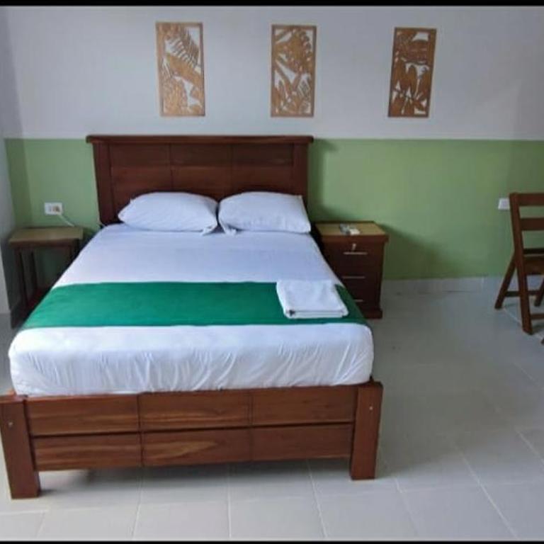 Hostal Center - Habitación Doble - 8