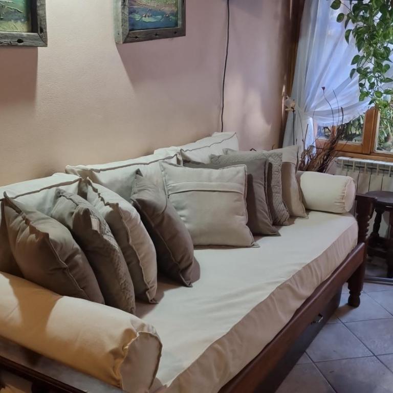 CABAÑA FRENTE al LAGO, unidades CON VISTA AL LAGO Y SIN vista al lago - Two-Bedroom Chalet - 23