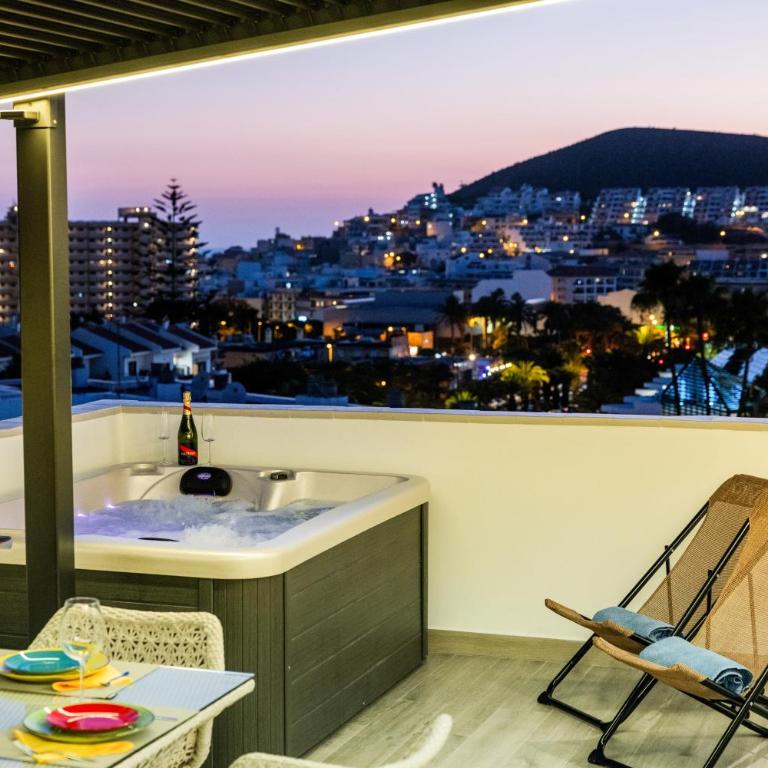 La Casa de Playa - Ático con jacuzzi y vista mar - Apartamento de 3 dormitorios - 64